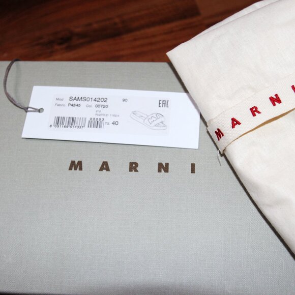 BNWT AW21 MARNI LOGO PUFFY POOL SLIDE SANDAL 40 - Picture 6 of 11